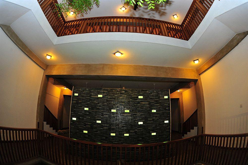 Anantamaa Hotel Тринкомалі Екстер'єр фото